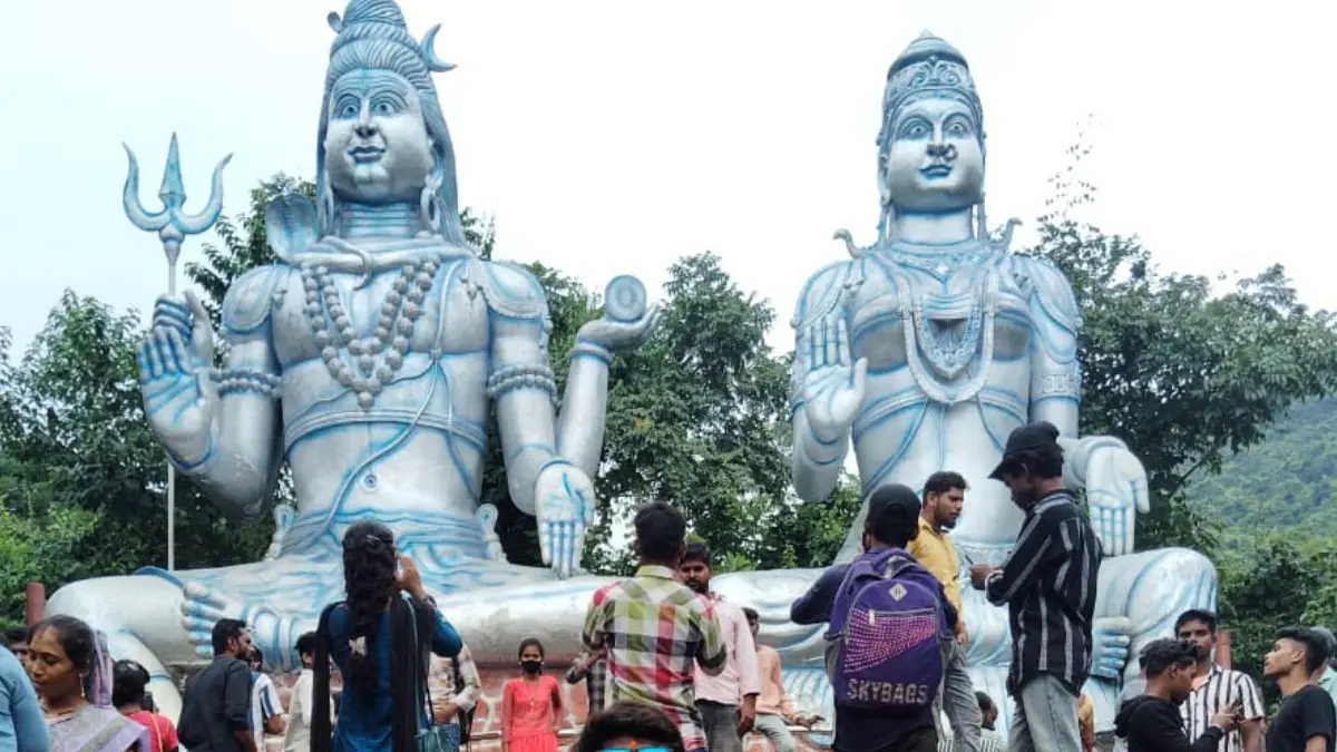बुद्धाखोल का इतिहास: गंजम ओडिशा के पादप्रदेश में स्थित भगवान शिव और देवी पार्वती की भव्य 42 फीट ऊंची प्रतिमा